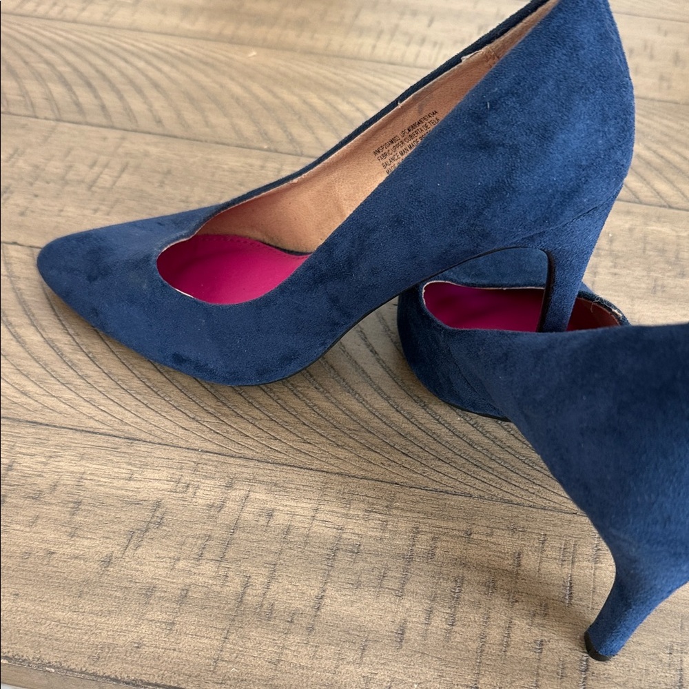 Classic Navy Suede Pointed-Toe Pumps
